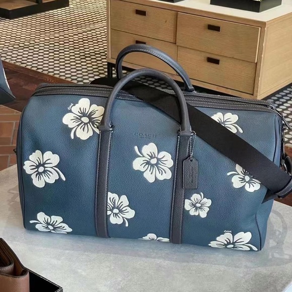 Coach Other - NWT！COACH Venturer Bag With Aloha Floral Print（COACH CA023）